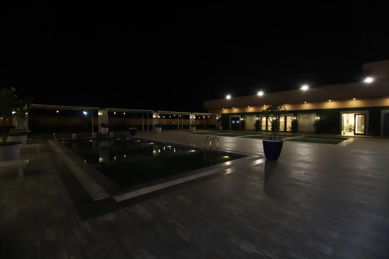ศรีชี วิลาส Hotel โซนีปัต ภายนอก รูปภาพ
