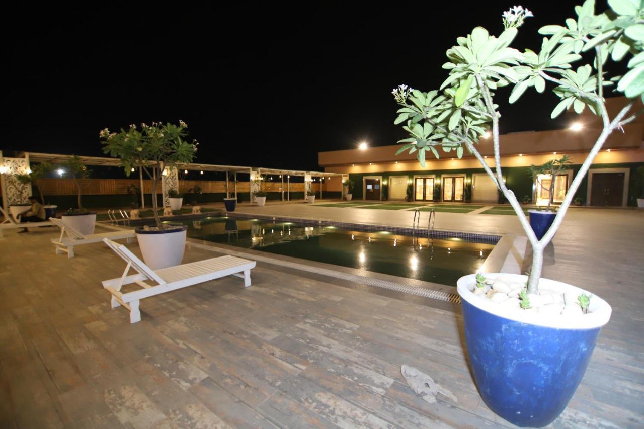 ศรีชี วิลาส Hotel โซนีปัต ภายนอก รูปภาพ