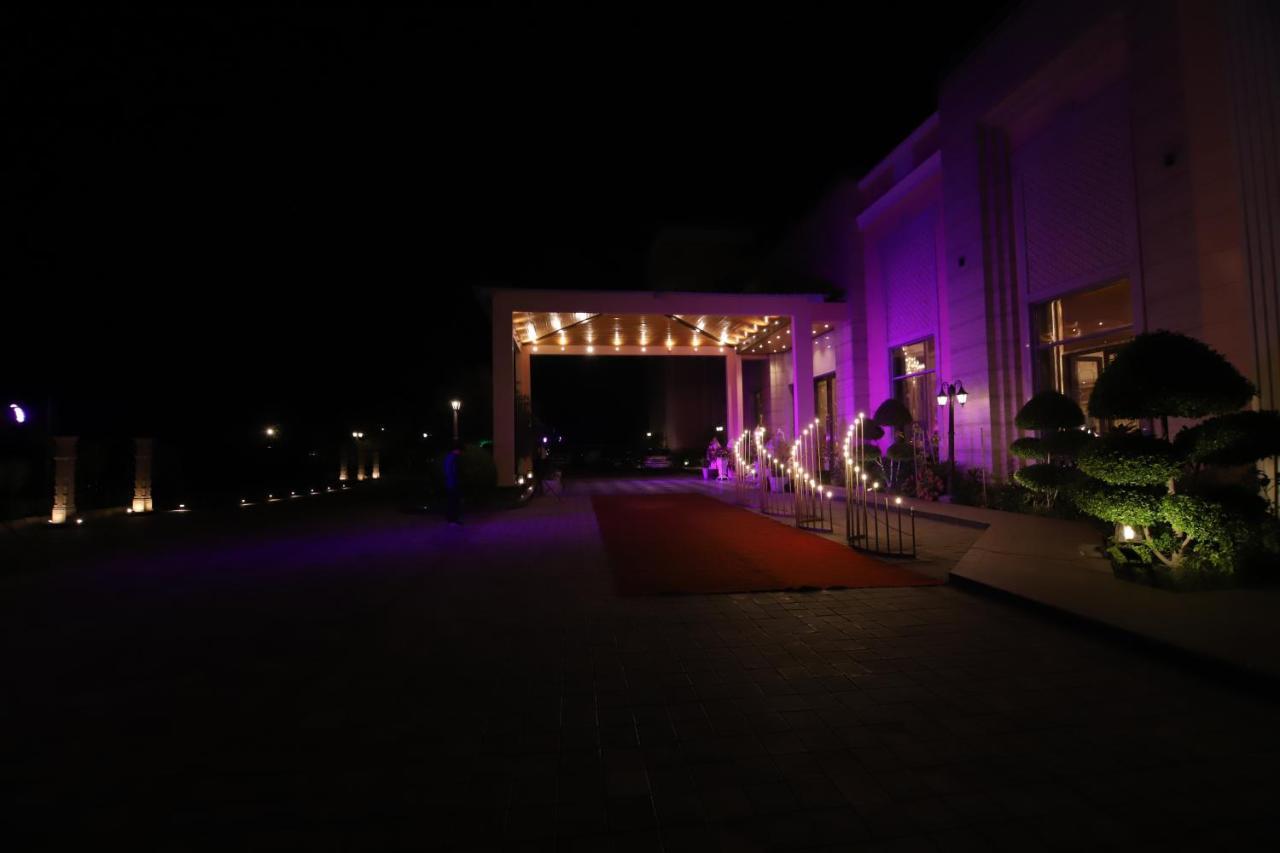 ศรีชี วิลาส Hotel โซนีปัต ภายนอก รูปภาพ
